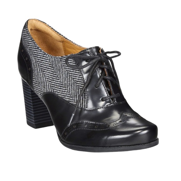 Clarks Shoes - Clarks Artisian Ciera Brine gray herringbone Oxford shooties black heeld